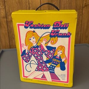 Vintage Fashion Doll Trunk